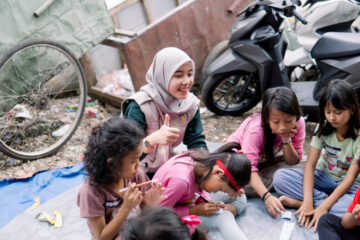 Terdiri dari program 'Sehari Mengajar' dan 'Merayakan Hari Besar'. Memiliki tujuan untuk menumbuhkan pengalaman pengajaran yang menyengkan dan meningkatkan motivasi belajar adik-adik peserta. Program ini rutin diadakan setiap bulan.